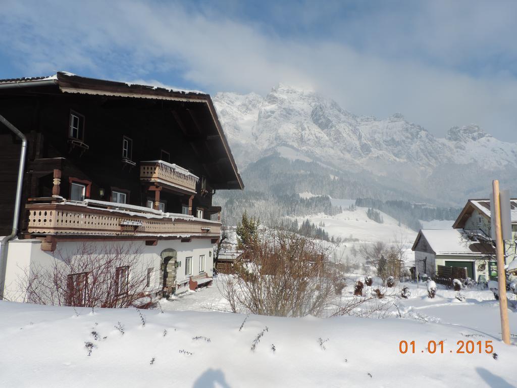 Bed and Breakfast Pfindlhof à Leogang Extérieur photo