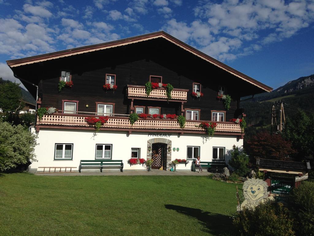 Bed and Breakfast Pfindlhof à Leogang Extérieur photo