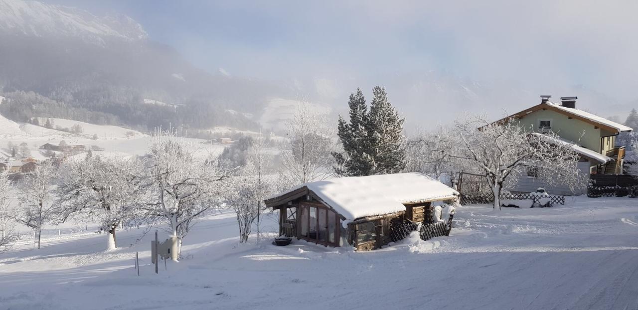 Bed and Breakfast Pfindlhof à Leogang Extérieur photo